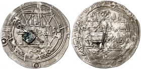 AH 269. Emirato independiente. Mohamad I. Al Andalus. Dirhem. (V. 308 "3ª acuñación"). 2,85 g. Con un trozo de plata insertado, para completar su peso...