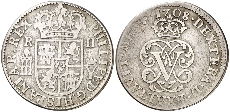 1708. Felipe V. Segovia. Y. 2 reales. (Cal. 1382). 4,45 g. Palma derecha sobre i...