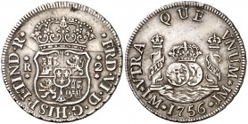 1756. Fernando VI. Lima. JM. 2 reales. (Cal. 477). 6,67 g. Columnario. Sin punto sobre la marca de ceca. Dos rayitas. Buen ejemplar. Escasa y más así....