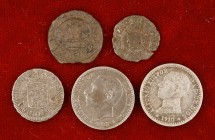Lote de 5 monedas españolas variadas, tres de plata. A examinar. MBC-/MBC+.
