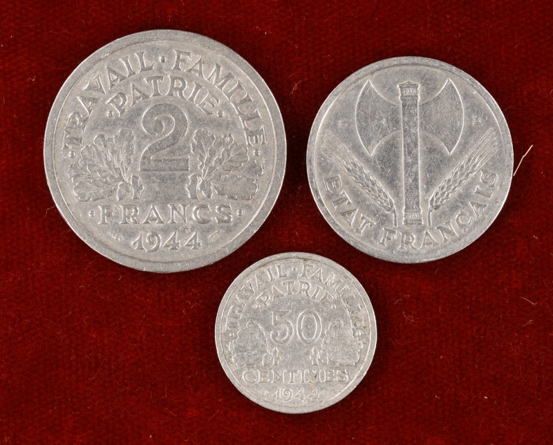 1944. Francia. C (Castelsarrasin). 50 céntimos, 1 y 2 francos. (Kr. 914.3, 902.3...