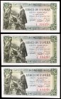 1945. 5 pesetas. (Ed. D50a). 15 de julio, Isabel y Colón. Lote de 3 billetes. S/C-.