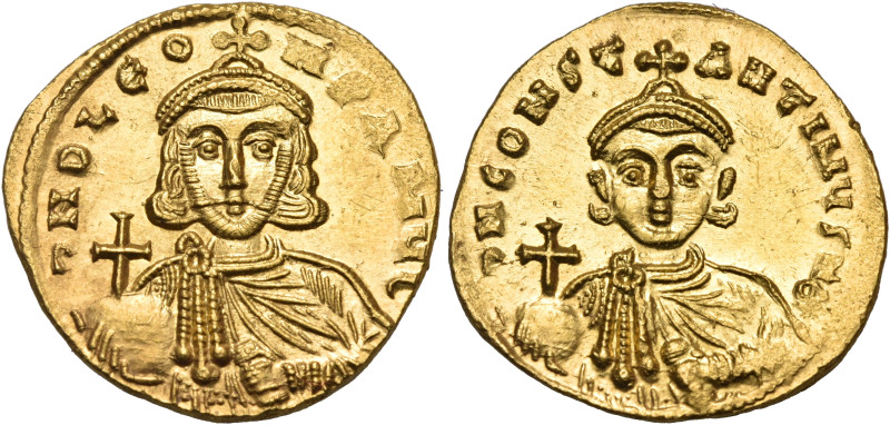 Leo III the "Isaurian", with Constantine V, 717-741. Solidus (Gold, 20.5 mm, 4.4...