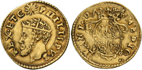 Milano. Filippo II di Spagna, 1556-1598. 
Scudo del sole, AV 3,25 g. Sole PHILIPPVS – REX ETC Busto radiato a s. Rv. MEDIO – LANI D Stemma inquartato...