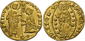 Roma. Senato romano, 1184-1439. Monetazione del sec. XV. 
Ducato, AV g. ATOR VRBIS S. Pietro nimbato stante, nell’atto di consegnare il vessillo al s...