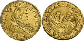 Roma. Giulio II (Giuliano della Rovere), 1503-1513. 
Doppio fiorino di camera, AV 6,77 g. IVLIVS II LIGVR – P M Busto a d., con piviale ornato da due...