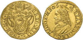 Roma. Gregorio XIII (Ugo Boncompagni), 1572-1585. 
Scudo anno V, AV 3,29 g. GREG XIII – PON MAX Stemma sormontato da triregno e chiavi decussate. Rv....