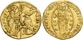 Venezia. Lorenzo Celsi, 1361-1365. 
Ducato, AV 3,50 g. LAVR CELSI – S M VENETI S. Marco nimbato, stante a s., porge il vessillo al doge genuflesso; l...