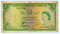 Rhodesia and Nyasaland
Pound, 25th January 1961 (1960-61)
S/N X72 163386 - Sign. B.C.J. Richards
Printer: BWC
Wmk: C. Rhodes
Pick 21b

With tear. Very...