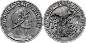 Erster Weltkrieg-Medaillen. 
Zinkgussmedaille 1917 Erinnerungsmedaille der 50. Infanterie-Division an die Schlachten Champagne 1915 - Verdun 1916 - A...