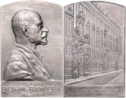 Haus Habsburg. 
Franz Joseph I. 1848-1916. Mattierte Silberplakette 1904 (v. Pawlik/Neudeck) Zur Erinnerung an Eugen Böhm-Bawerk, gewidmet von den Be...