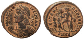 Constantius II. AD 337-361. Æ Centenionalis. Nicomedia mint