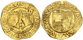 Reyes Católicos. Campen. Ducado. (Vti. 7) (Delmonte 1101). 3,39 g. C entre los bustos. Leones inferiores a derecha. Algo alabeada. MBC+.