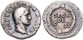RÖMISCHES REICH, Galba, 68-69, AR Denar, Rom. Barhäuptige Büste r. Rs.Schrift im Eichenkranz. 2,96g.
schöne Patina, Vs.kl.Kr., ss
Seaby 287; RIC 167...