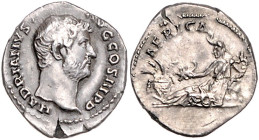 RÖMISCHES REICH, Hadrian, 117-138, AR Denar COS III (130-138), östliche Münzstätte. Belorb. Büste r. Rs. Africa mit Elefantenskalp lagert l., hält Sco...