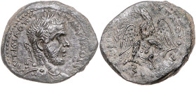RÖMISCHES REICH, Macrinus, 217-218, AR Tetradrachme, Cyrrhestica, Stadt Beroea. Belorb. Büste r. Rs.Adler mit Kopf l. hält Kranz, unten Vogel zw. B-E,...