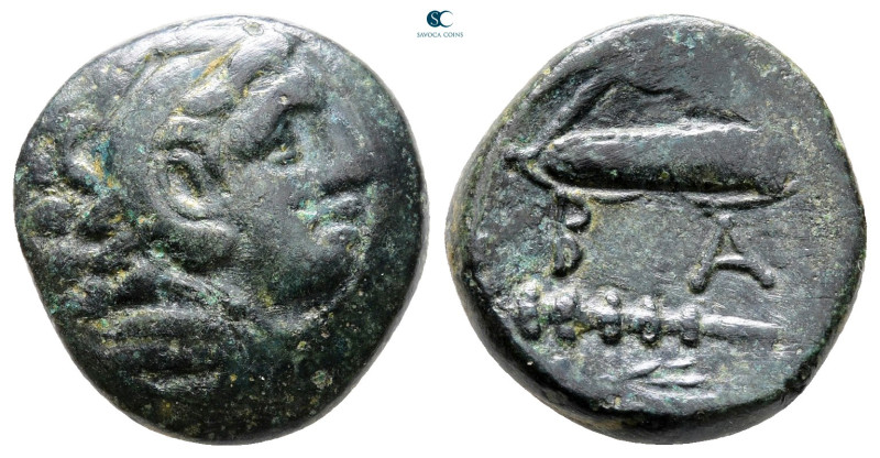 Kings of Macedon. Uncertain mint. Alexander III "the Great" 336-323 BC. 
Bronze...