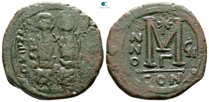 Justin II and Sophia AD 565-578. Constantinople
Follis or 40 Nummi Æ

32 mm, ...