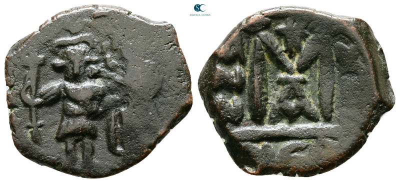 Heraclius with Heraclius Constantine AD 610-641. Constantinople
Follis or 40 Nu...