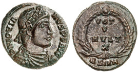 RÖMISCHE MÜNZEN. RÖMISCHE KAISERZEIT. Iovianus, 363 - 364. 
Follis, Sirmium. Rev. Votakranz. RIC 119 3,34 g schwarze Glanzpatina, vz