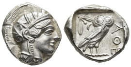 ÁTICA. Atenas. Tetradracma (454-405 a.C.). A/ Cabeza de Atenea a der. R/ Lechuza a der. dentro de cuadrado incuso, detrás rama de olivo, delante AQE. ...