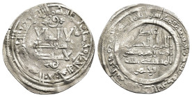 CALIFATO. AL-HAKAM II. Dírham. Madinat al-Zahra (351 H.). AR 2,46 g. 25 mm. V-449; M-243 var. MBC-.