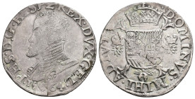 FELIPE II. 1/2 escudo. 1564. Nimega. AR 15,11 g. 34,17 mm. DEL-62; Vanhouddt-267.NIJ. Pequeñas marcas y leve plata agria. MBC-/MBC.