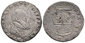 FELIPE II. 1/2 ducatón. 1588. Milán. AR 15,66 g. 32,2 mm. Crippa-26/C-3; Olivares-8º tipo. Golpecitos en rev. BC+/MBC-.