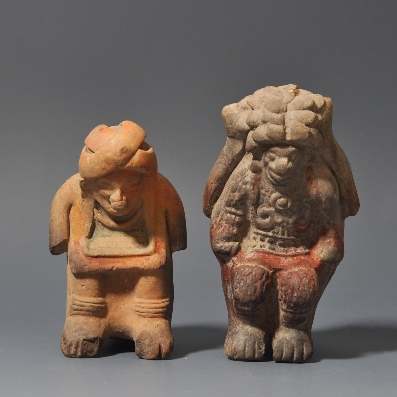 ARQUEOLOGÍA. PREHISPÁNICO. Cultura Jama Coaque. Lote de 2 figuras antropomorfas ...