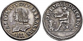 ITALIA 
 Ferrara 
 Alfonso I. d'Este, 1505-1534. Quarto o Testone con buste imberbe. 9.63 g. MIR 270. Rarissima. Graffietti al D/ e al R/ su fondi l...