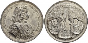 SCHWEDEN 
 Karl XI. 1660-1697. Zinnmedaille 1687. Auf seinen Besuch in der Silbergrube von Sala. Stempel von A. Karlsteen. Geharnischtes Brustbild na...