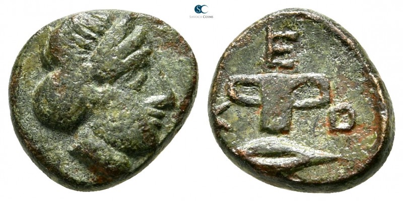 Kings of Thrace. Odrysian. Kersebleptes 359-340 BC. 
Bronze Æ

13mm., 1,90g....
