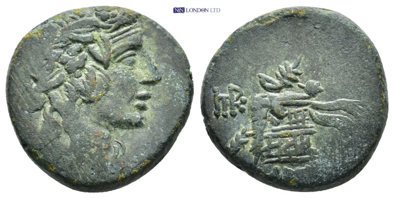 Pontos, Amisos. 85-65. AE (20mm, 7.66 g) Dionysos right Rev.Cista mystica with p...