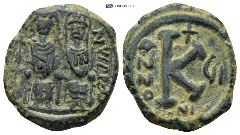 JUSTIN II with SOPHIA, (565 - 578 AD) AE, Half Follis. (23mm, 7.21 g) Nikomedia....