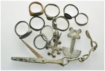 Mixed lot 12 pieces SOLD AS SEEN NO RETURNS.