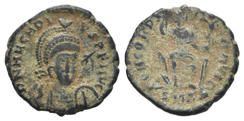 Arcadius (383-408). Æ (18mm, 2.48g, 6h). Cyzicus, 401-403. Pearl-diademed, helme...