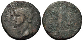 Claudius (41-54). Macedon, Philippi. Æ (24,7mm, 11g). Bare head left. R/ Statues of Divus Augustus and Julius right, each with hands raised; all set u...