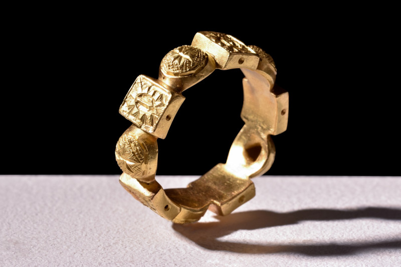 MEDIEVAL GOLD ICONOGRAPHIC RING - WITH REPORT

 Ca. 1400-1500 AD
 A gold ring...