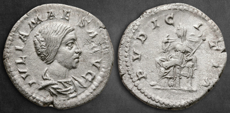 Julia Maesa. Augusta AD 218-224. Rome
Denarius AR

19 mm, 2,45 g

IVLIA MAE...