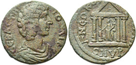 IONIEN. SMYRNA 
Julia Domna, 193 - 217 n. Chr. AE ø 23mm (7,30g). Vs.: ΙΟΥΛΙΑ ΣΕΒΑΣΤΗ, drapierte Büste n. r. Rs.: Γ ΝΕΩΚΟΡ-[ΩΝ] ΣΜΥΡ-[ΝΑΙΩΝ], tetrast...