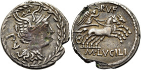 RÖMISCHE REPUBLIK. RÖMISCHE REPUBLIK NACH 211 V. CHR 
M. Lucilius Rufus, 101 v. Chr. Denar ø 20mm (2,93g). Mzst. Rom. Vs.: Kopf der Roma mit Helm im ...