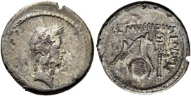 RÖMISCHE REPUBLIK. RÖMISCHE REPUBLIK NACH 211 V. CHR 
L. Mussidius Longus, 42 v. Chr. Denar ø 19mm (2,95g). Mzst. Rom. Vs.: Kopf des Iulius Caesar mi...