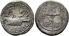 RÖMISCHE REPUBLIK. RÖMISCHE REPUBLIK NACH 211 V. CHR 
Marcus Antonius, 32 - 31 v. Chr. Denar ø 18mm (3,35g). Mzst. mit Marc Anton ziehend. Vs.: ANT A...