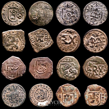 Spain - Austrias & Borbones. 

Lot of 8 bronze coins. Different monarchs, dates,...