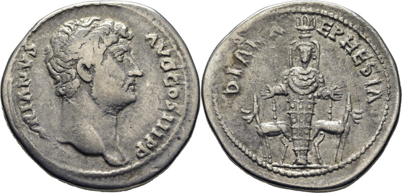 ROMA IMPERIO. ADRIANO. Efeso. Ionia. 120 d.C. Cistóforo. HADRIANUS AVG COS III P...