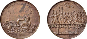 NAPOLEONE I (1804-1814) Anno 1809 - MEDAGLIA AE - BATTAGLIA DI ESSLING - D/La divinità del fiume Danubio distrugge le barche delle truppe R/I soldati ...