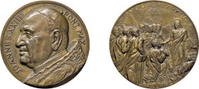 ROMA - GIOVANNI XXIII (1959-1963) MEDAGLIA AE - D/Busto a s. del Pontefice con mozzetta e stola JOANNES XXIII PONT MAX R/Gesù nimbato in mezzo ad un g...