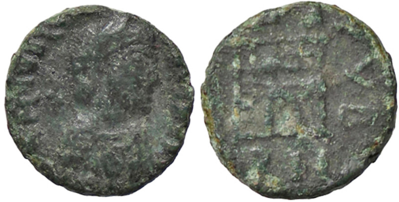 ROMANE IMPERIALI - Valentiniano III (425-455) - AE 4 RIC 2135 (AE g. 1,26)

St...