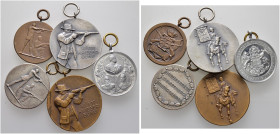 Württemberg. Wilhelm II. 1891-1918. 

Lot (5 Stücke): tragbare Medaillen zur Thematik "Württembergischer Kriegerbund" von Mayer und Wilhelm. Dabei A...