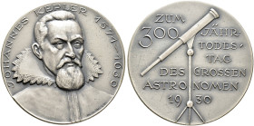 Württemberg-Personenmedaillen. Kepler, Johannes *1571 in Weil der Stadt, †1630 in Regensburg, Astronom, Physiker, Natur­philosoph und Mathematiker. 
...